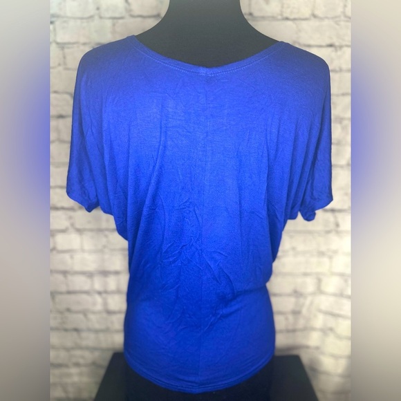 2 TOPS | Blue & White Womens Loose fit Small Active USA & Zenana Outfitters Pair - Picture 12 of 15